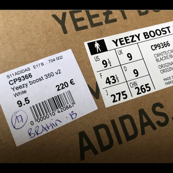 Yeezy 350 v2 “cream white”